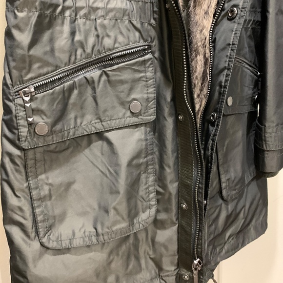 BCBGMAXAZRIA parka jacket with detachable lining, evergreen color, size XS - Picture 7 of 16